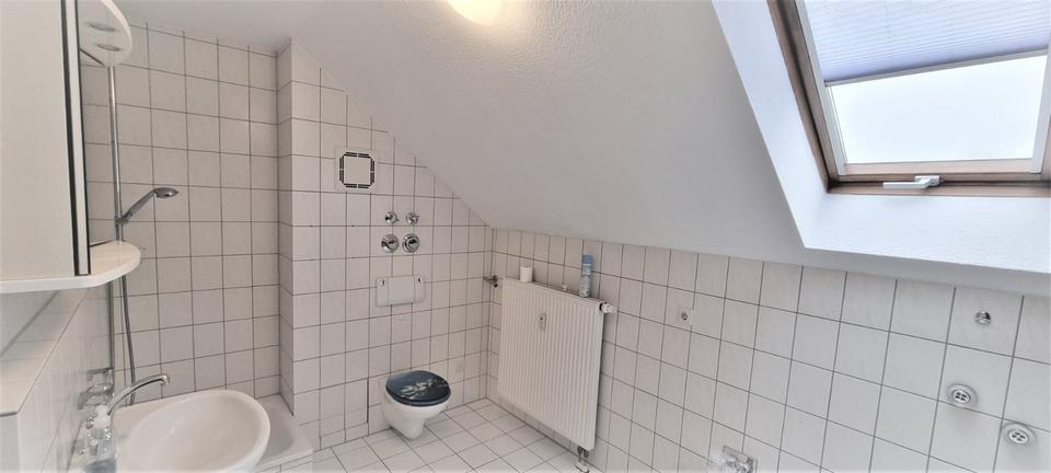 Dachgeschoßwohnung Herzogenaurach - 2 Zimmer, 73 m&sup2;, 890&euro; | Angebot:25852628