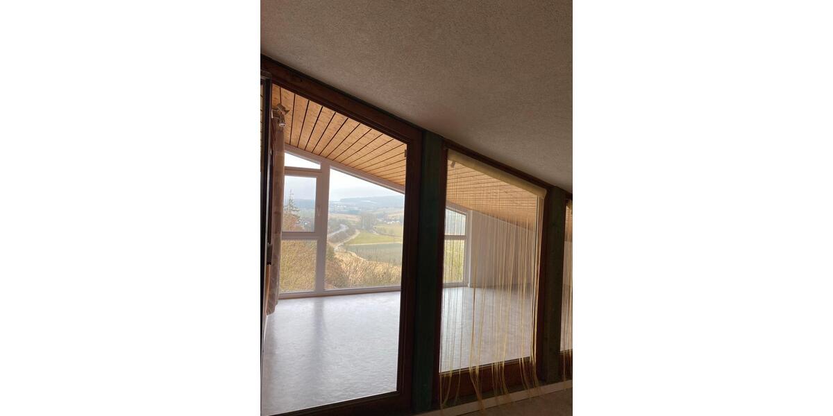 Etagenwohnung Bad Urach - 2 Zimmer, 120 m&sup2;, 1.000&euro; | Angebot:24549173