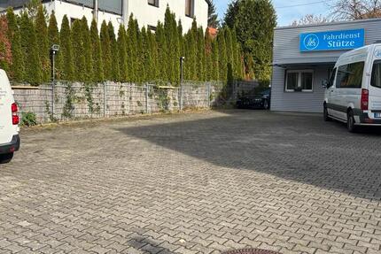 Büroraum mit Außenfläche zu vermieten – ideal für Büro oder Diens zimmer