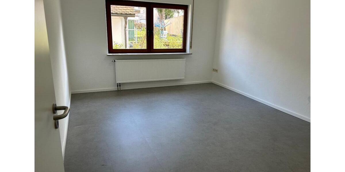 Etagenwohnung Forchheim - 3 Zimmer, 85 m&sup2;, 880&euro; | Angebot:25932568