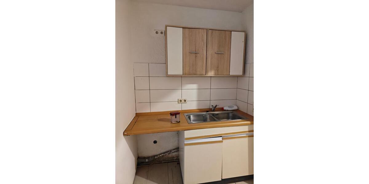 Erdgeschoßwohnung Hof Altstadt - 2 Zimmer, 50 m&sup2;, 330&euro; | Angebot:24744647