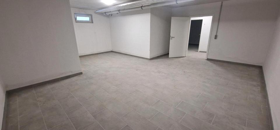 Etagenwohnung Friesoythe - 5 Zimmer, 90 m&sup2;, 3&euro; | Angebot:26429406