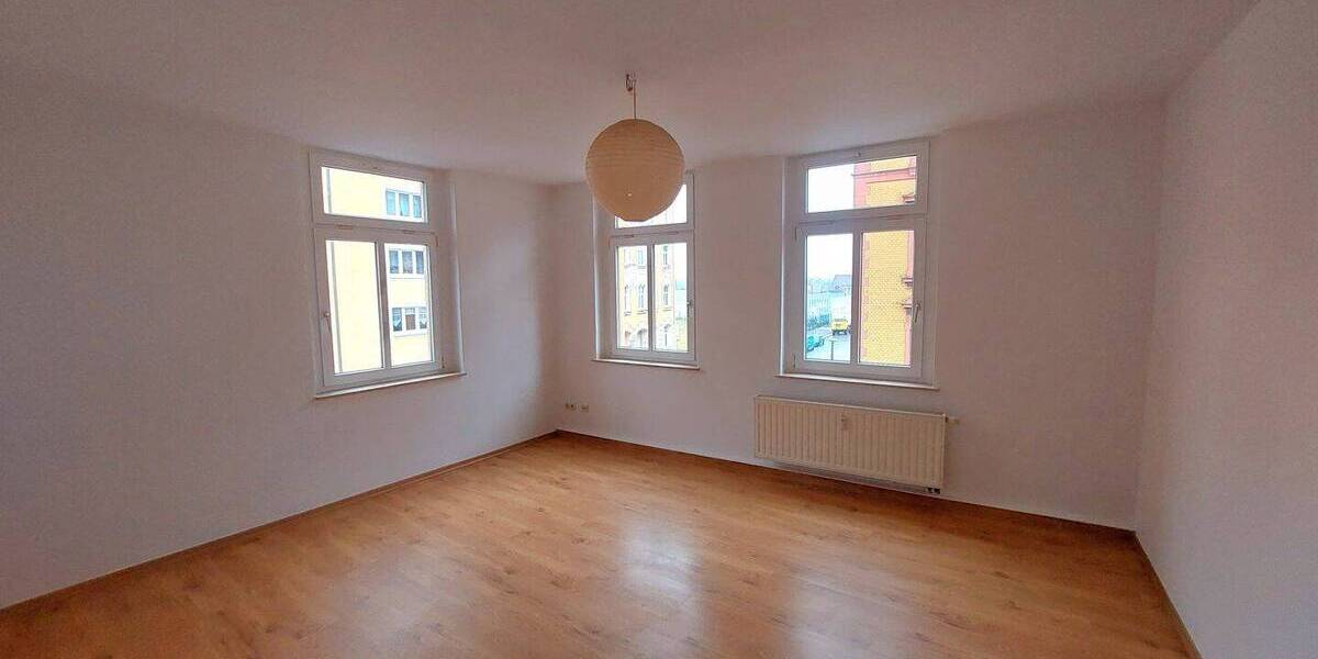 Etagenwohnung Plauen Preißelpöhl - 2 Zimmer, 64 m&sup2;, 320&euro; | Angebot:26672272