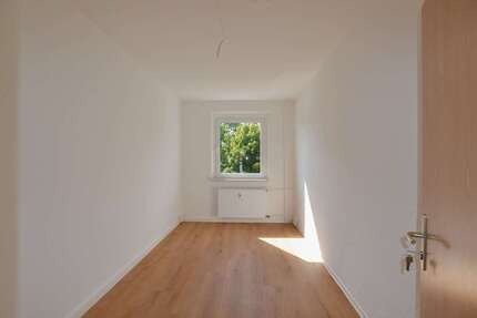 Wohnung Görlitz Klingewalde - 3 Zimmer, 67 m&sup2;, 341&euro; | Angebot:26748573