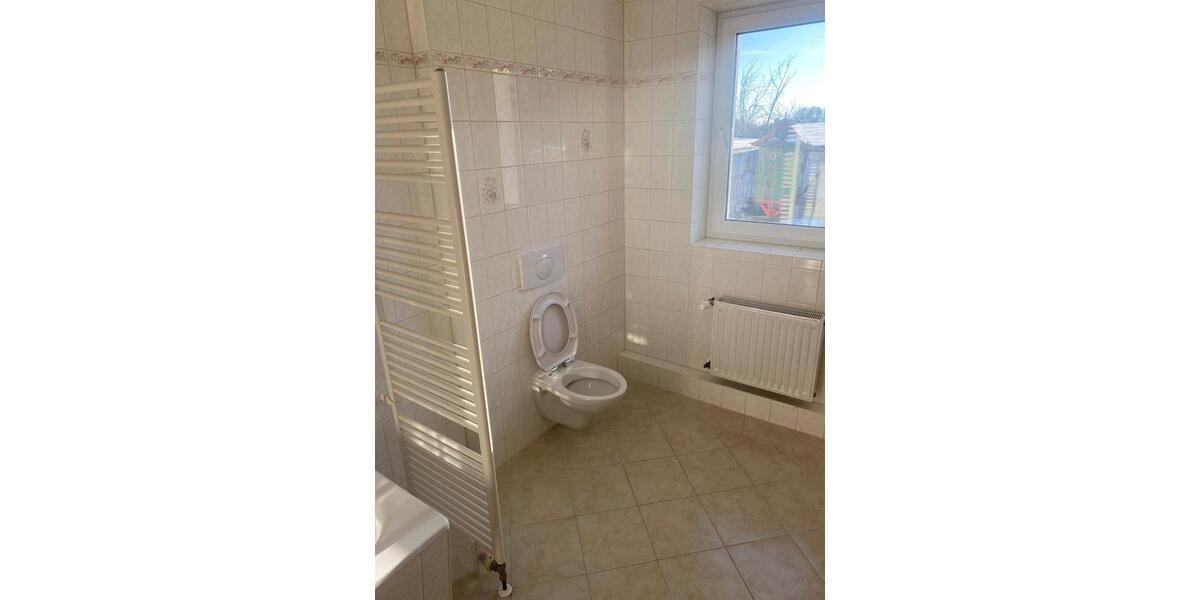 Etagenwohnung Staßfurt - 4 Zimmer, 103 m&sup2;, 500&euro; | Angebot:26633185