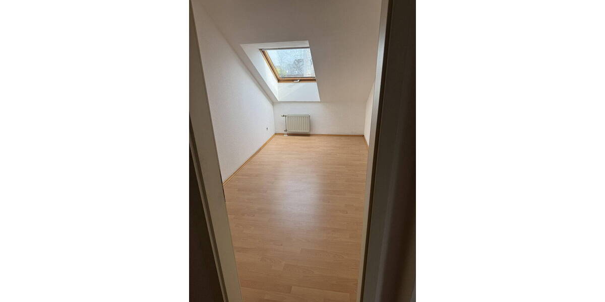 Etagenwohnung Leverkusen Manfort - 2 Zimmer, 63 m&sup2;, 693&euro; | Angebot:26758887