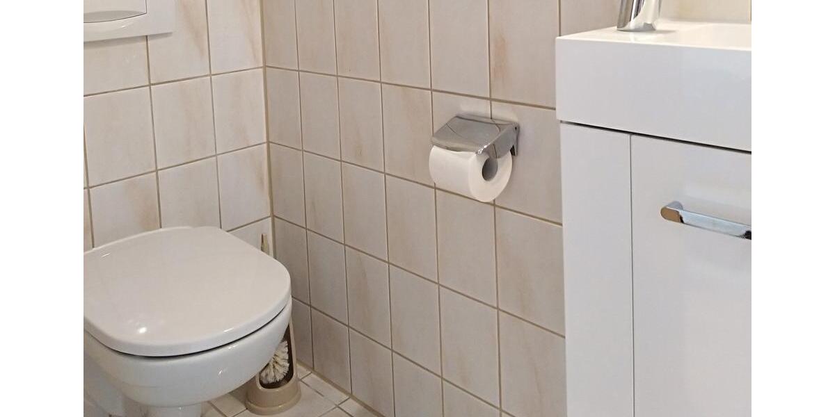 Dachgeschoßwohnung Bad Boll - 3.5 Zimmer, 94 m&sup2;, 1.050&euro; | Angebot:26582541