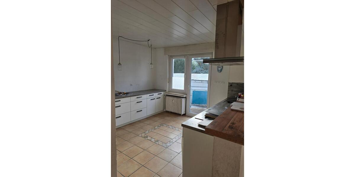 Maisonettenwohnung Bonn Hardtberg - 5 Zimmer, 180 m&sup2;, 1.900&euro; | Angebot:25974847