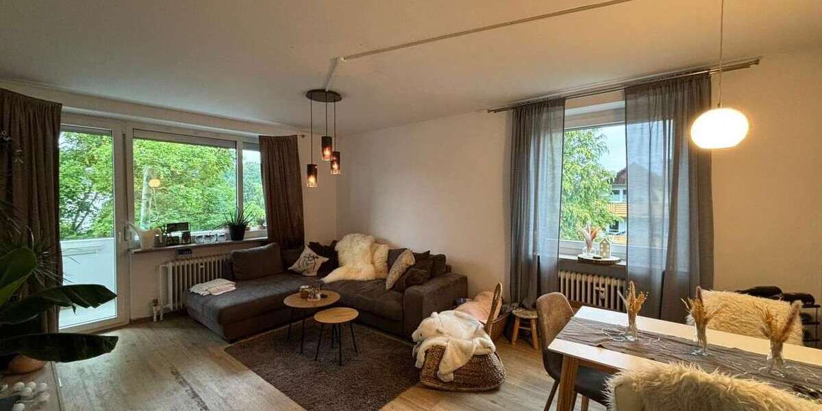 Etagenwohnung Creußen - 2 Zimmer, 64 m&sup2;, 650&euro; | Angebot:27125714