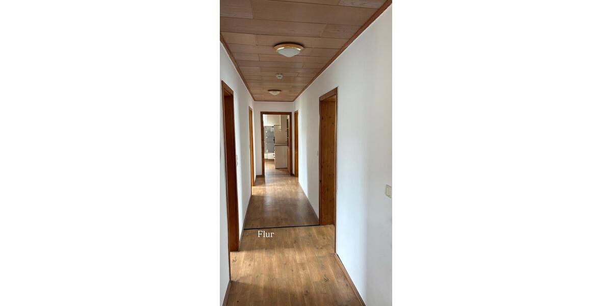 Erdgeschoßwohnung Hessisch Oldendorf - 5 Zimmer, 125 m&sup2;, 1.140&euro; | Angebot:26635555