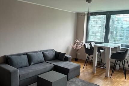 Wohnung Düsseldorf Stadtbezirk 5 - 1 Zimmer, 40 m&sup2;, 1.429&euro; | Angebot:26535335