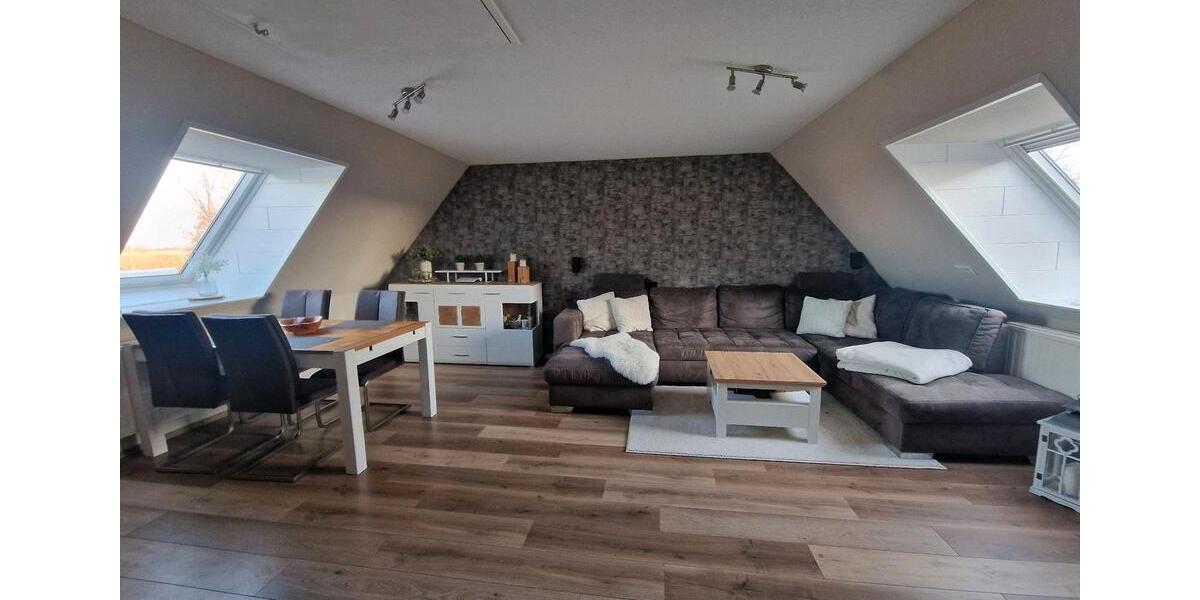 Dachgeschoßwohnung Hennstedt - 3 Zimmer, 77 m&sup2;, 950&euro; | Angebot:25161943