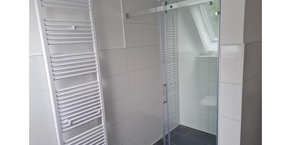 Dachgeschoßwohnung Ilsede - 3 Zimmer, 85 m&sup2;, 850&euro; | Angebot:24507707