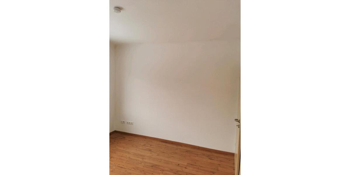 Erdgeschoßwohnung Heusweiler - 3 Zimmer, 83 m&sup2;, 750&euro; | Angebot:24750712
