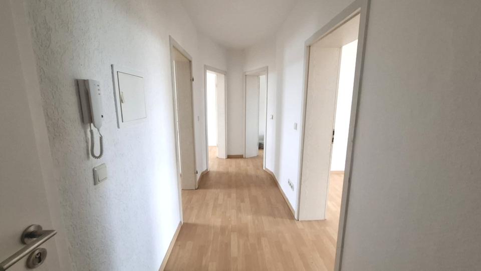 Freundliche, frisch renovierte 3-Zi.-Whg. an den Gärten 3 zimmer