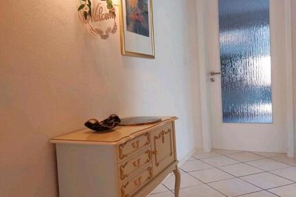 Wohnung Singen (Hohentwiel) - 3 Zimmer, 80 m&sup2;, 100&euro; | Angebot:26615331