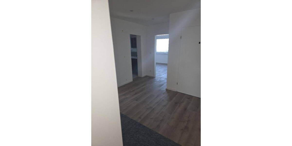 Etagenwohnung Eschborn - 5 Zimmer, 133 m&sup2;, 1.850&euro; | Angebot:26804274