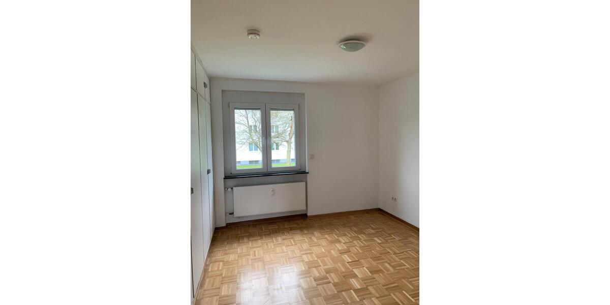 Erdgeschoßwohnung Gießen Allendorf - 5 Zimmer, 110 m&sup2;, 1.200&euro; | Angebot:26598390