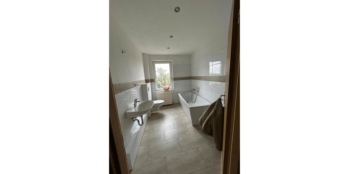 Helle 3 Raum Wohnung in Elsteraue OT Draschwitz zu vermieten 3 zimmer