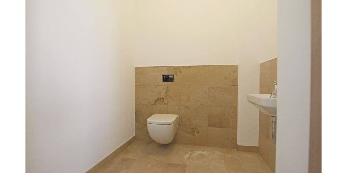 Terrassenwohnung Mittweida - 4 Zimmer, 166 m&sup2;, 998&euro; | Angebot:25741254