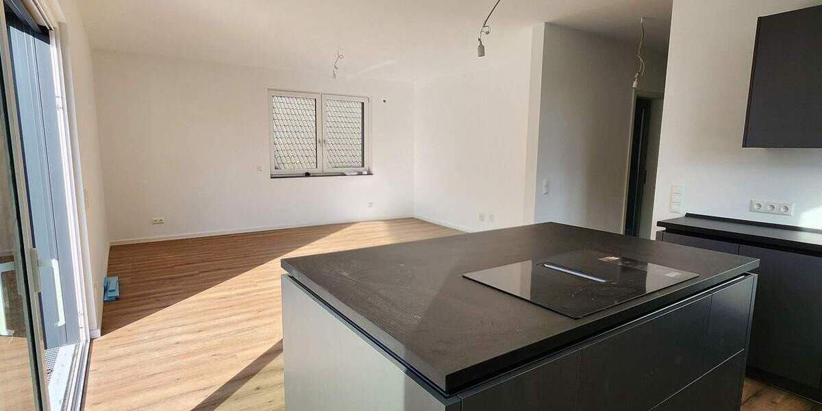Etagenwohnung Rodgau Jügesheim - 4 Zimmer, 128 m&sup2;, 2.070&euro; | Angebot:23957202