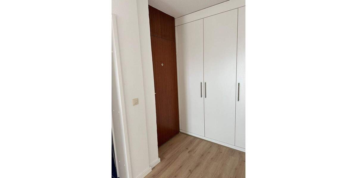 Etagenwohnung Lörrach - 3 Zimmer, 90 m&sup2;, 1.360&euro; | Angebot:25837680