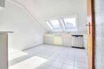 Helle 4-Zimmer-Wohnung mit Loggia und Garage