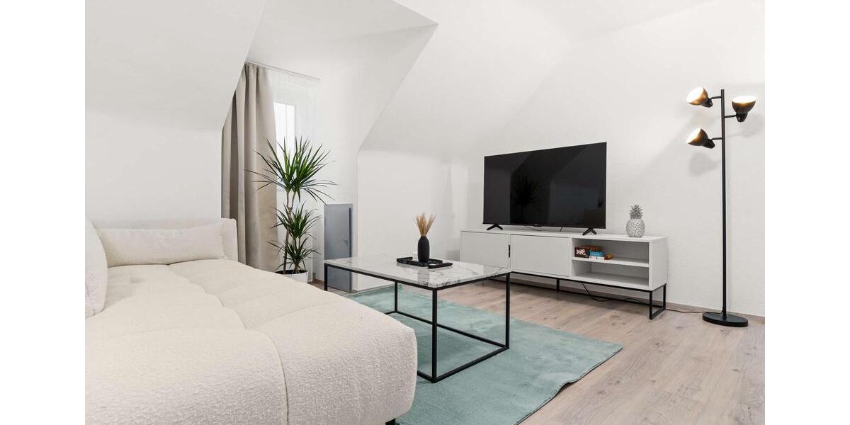 Dachgeschoßwohnung Kassel - 2 Zimmer, 65 m&sup2;, 1.200&euro; | Angebot:26578071
