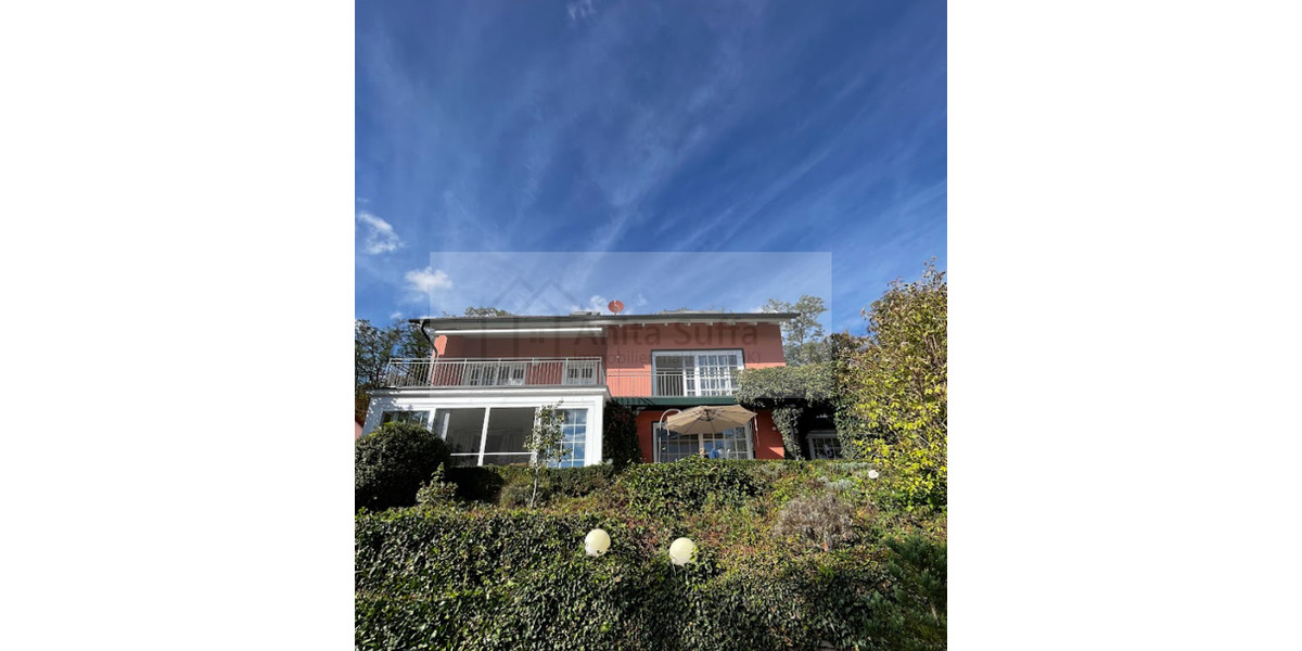 Erdgeschoßwohnung Burghaslach - 6 Zimmer, 220 m&sup2;, 1.250&euro; | Angebot:25379613