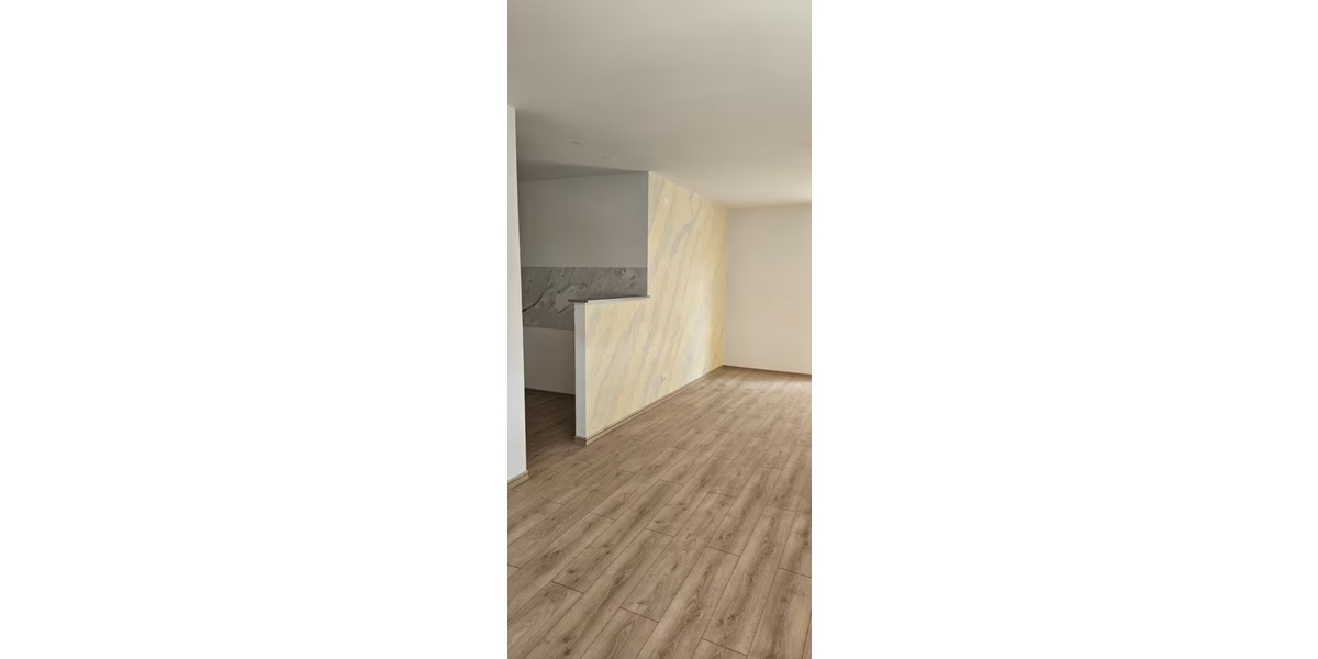 Etagenwohnung Pirmasens - 3 Zimmer, 95 m&sup2;, 700&euro; | Angebot:25056599