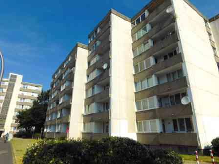 Hier hat jeder Platz: günstig geschnittene 2-Zi.-Wohnung (WBS erforderlich)