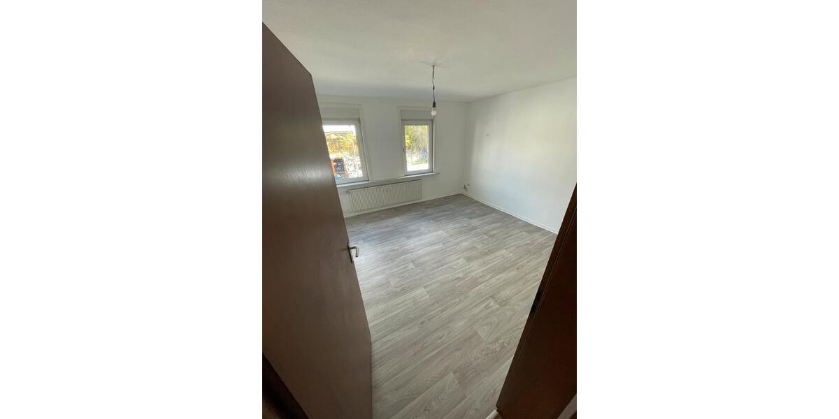 Etagenwohnung Siegen Weidenau - 5 Zimmer, 110 m&sup2;, 286&euro; | Angebot:24751165