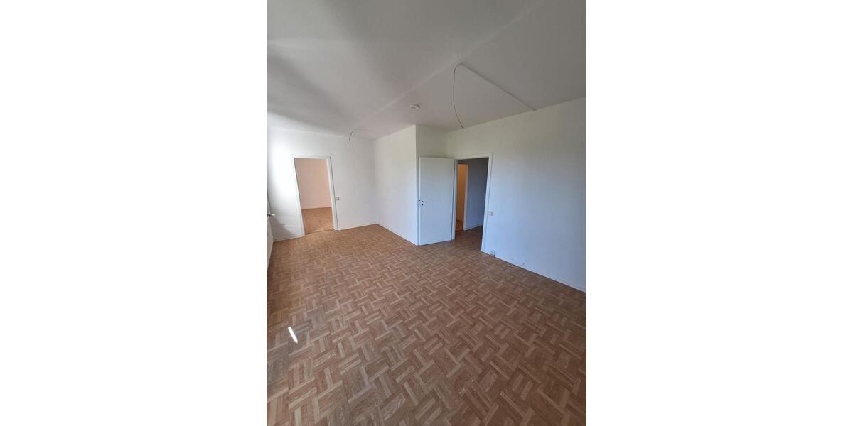 5 Raum Wohnung ab sofort 5 zimmer