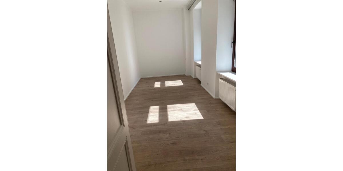 Erdgeschoßwohnung Saarbrücken - 2 Zimmer, 70 m&sup2;, 730&euro; | Angebot:26279515