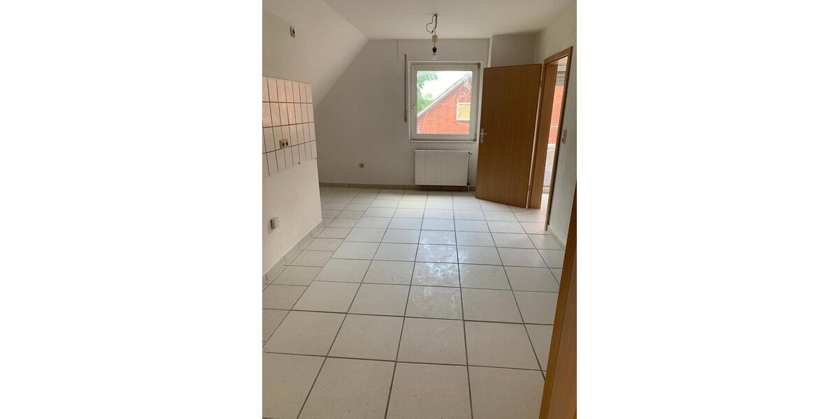 Dachgeschoßwohnung Dörpen - 3 Zimmer, 95 m&sup2;, 665&euro; | Angebot:23805662