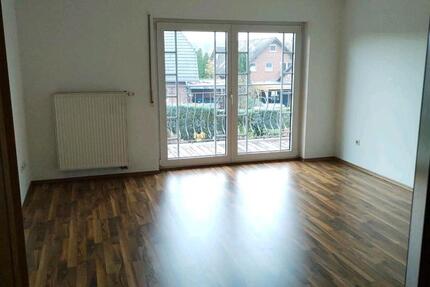 Wohnung Sassenburg - 3 Zimmer, 68 m&sup2;, 600&euro; | Angebot:26019394