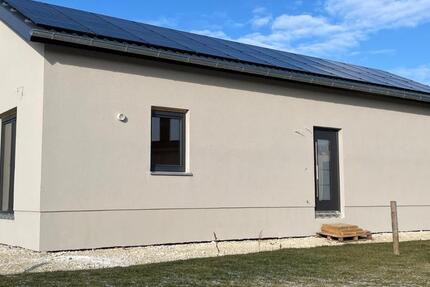 Modernes Neubauhaus im Erstbezug mit sonniger Süd-Terrasse 3 zimmer