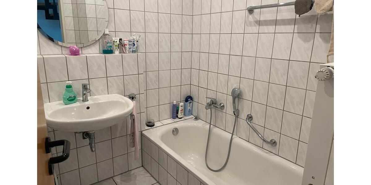 Doppelhaushälfte Paderborn Neuenbeken - 4 Zimmer, 90 m&sup2;, 1.500&euro; | Angebot:26614747