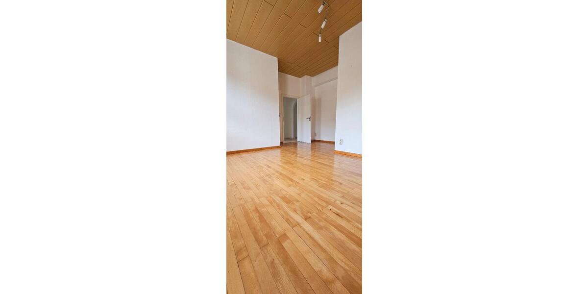 Wohnen auf Zeit Esslingen am Neckar - 1 Zimmer, 21 m&sup2;, 730&euro; | Angebot:26386829