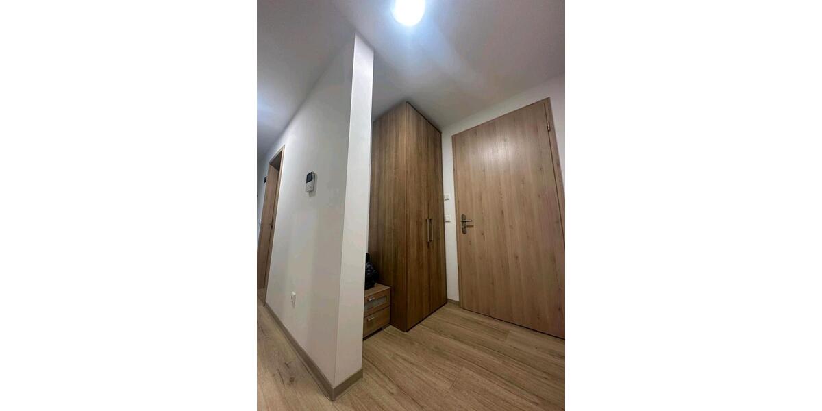 Etagenwohnung Burgoberbach - 3 Zimmer, 86 m&sup2;, 1.270&euro; | Angebot:26661510