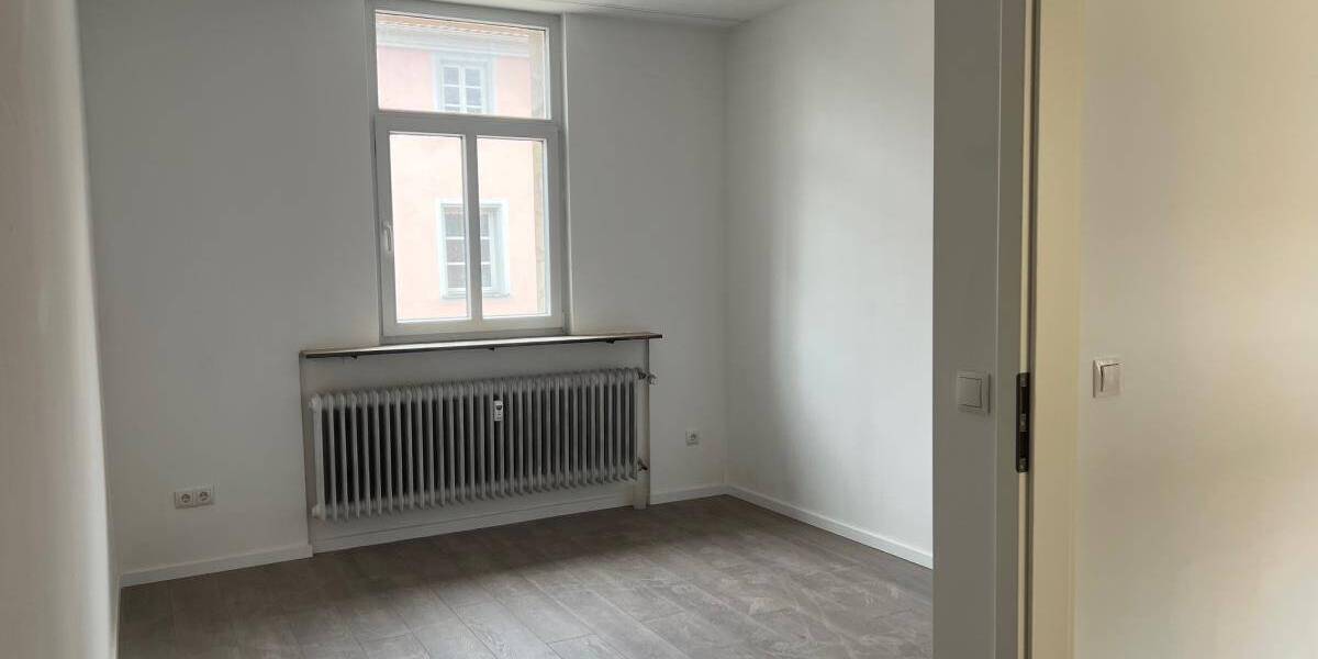 Etagenwohnung Erlangen Innenstadt - 2 Zimmer, 62 m&sup2;, 970&euro; | Angebot:26188537