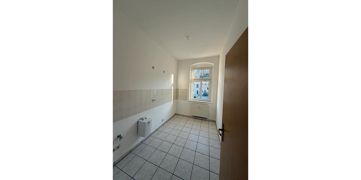 Etagenwohnung Döbeln - 4 Zimmer, 84 m&sup2;, 546&euro; | Angebot:25418321