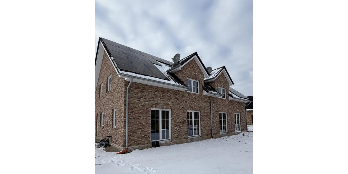 Doppelhaushälfte Cappeln (Oldenburg) - 4 Zimmer, 127 m&sup2;, 1.400&euro; | Angebot:24794556