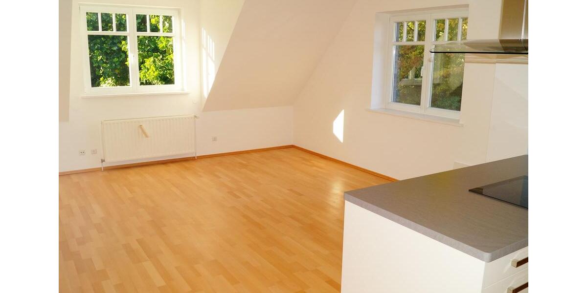Maisonettenwohnung Rellingen - 3.5 Zimmer, 135 m&sup2;, 2.295&euro; | Angebot:26650208
