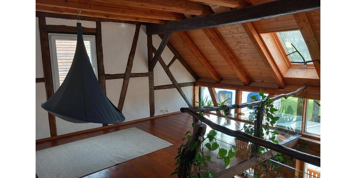 Wohnen auf Zeit Meßstetten - 4 Zimmer, 160 m&sup2;, 500&euro; | Angebot:25873304