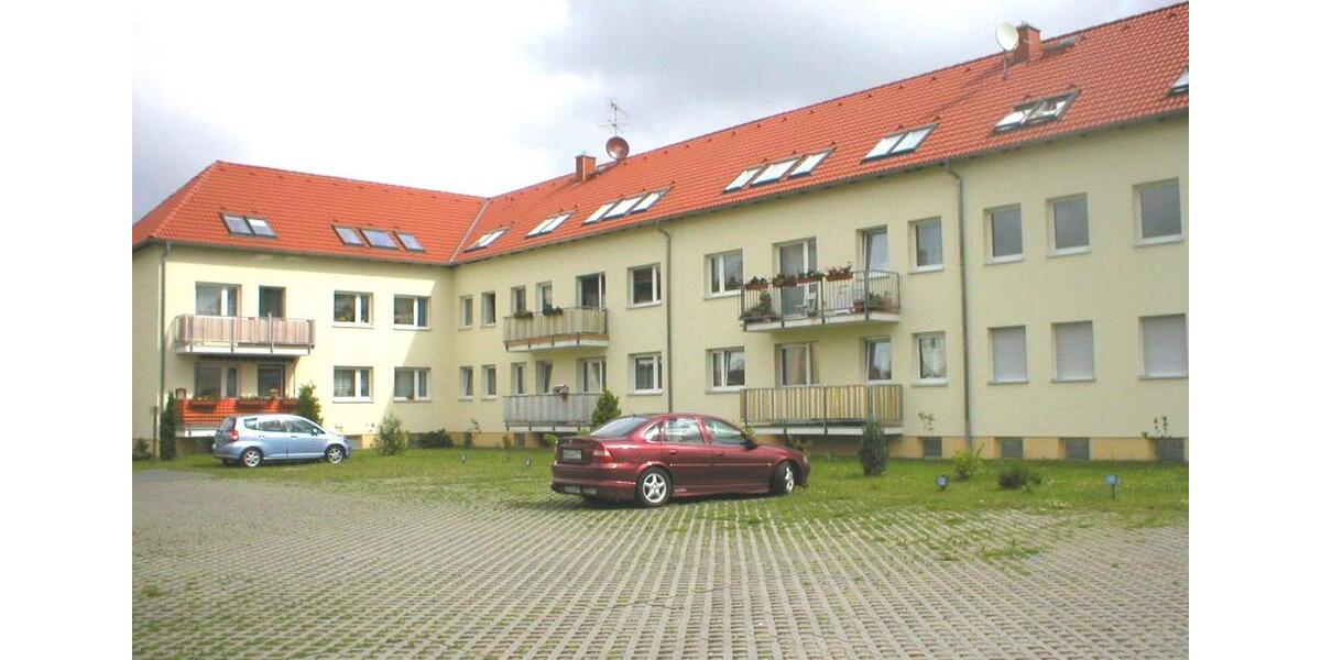 schöne 2-Raum-Dachgeschosswohnung in Zschornewitz. 2 zimmer