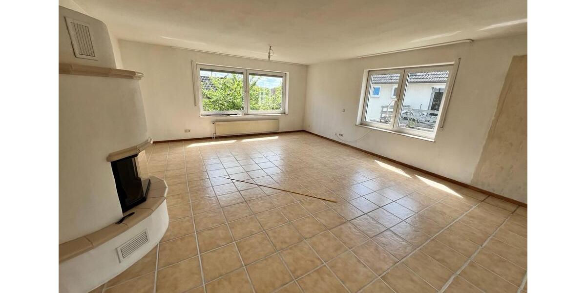 Einfamilienhaus Reichshof - 7 Zimmer, 190 m&sup2;, 1.600&euro; | Angebot:26434486