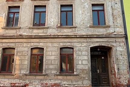 Haus Meerane - 11 Zimmer, 222 m&sup2;, 666&euro; | Angebot:25798672