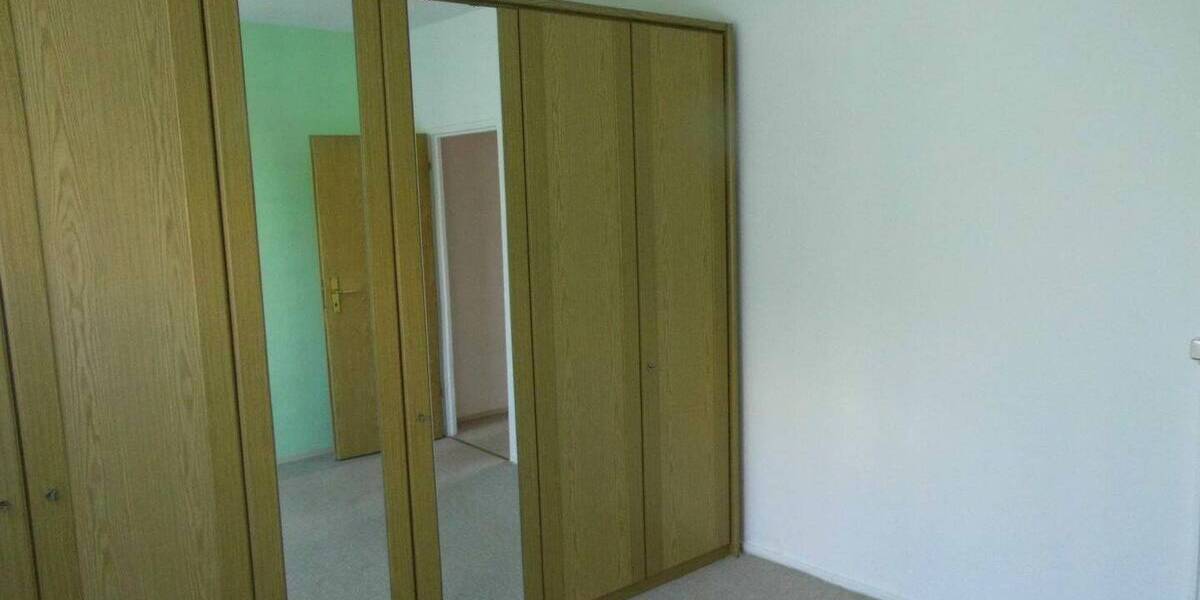 Etagenwohnung Reichenbach - 2 Zimmer, 55 m&sup2;, 300&euro; | Angebot:19414800