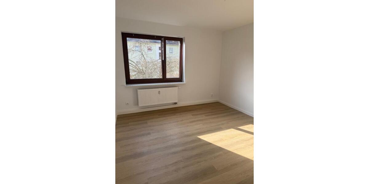 Etagenwohnung Bad Schandau - 4 Zimmer, 71 m&sup2;, 495&euro; | Angebot:25352444